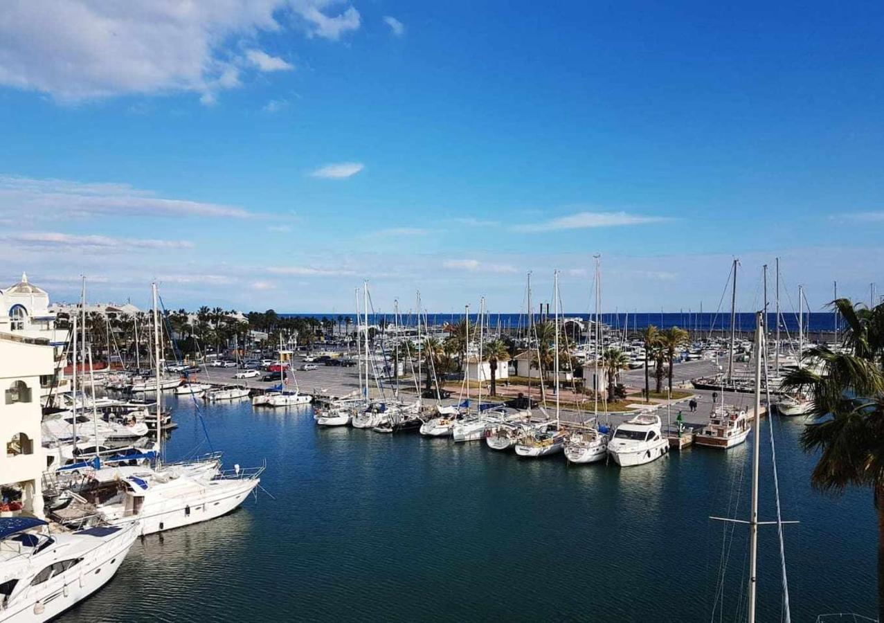 Lujoso Apartamento En De La Isla De Puerto Marina 베날마데나코스타 외부 사진