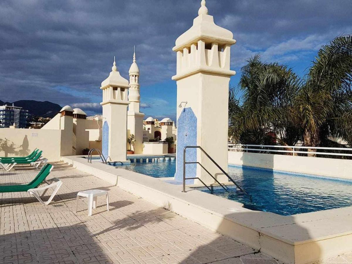 Lujoso Apartamento En De La Isla De Puerto Marina 베날마데나코스타 외부 사진